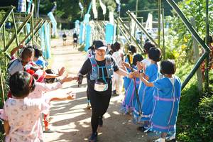 BIB: 3214
                            <button type="button" onclick="openModal(19070283)" class="btn btn-primary btn-sm float-right btn-popup" data-toggle="modal" data-target=".modal-high-quality">
                        <i class="fas fa-shopping-cart"></i> Add to Cart
                    </button>
                                            <button type="button" onclick="isThisMe(19070283, true)" class="btn btn-success btn-sm float-right btn-popup btn-isme hidden" data-toggle="tooltip" data-placement="bottom" title="นี่คือรูปของคุณใช่ไหม คลิกที่นี่เพื่อเอาเข้าอัลบั้ม">
                        <i class="fas fa-plus"></i> Add to album
                    </button>
                    <button type="button" onclick="isThisMe(19070283, false)" class="btn btn-warning btn-sm float-right btn-popup btn-isnotme hidden">
                        <i class="fas fa-ban"></i> Remove from album
                    </button>